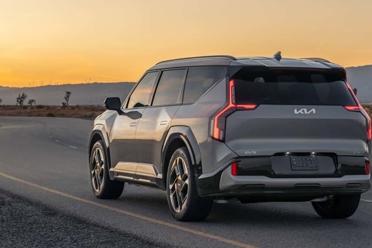 Kia hoãn kế hoạch ra mắt mẫu xe điện 7 chỗ mới