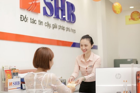 Cổ phiếu ngân hàng hôm nay 20/11: HDB và SHB hưởng lợi từ thông tin tăng vốn