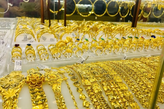 Dự báo giá vàng ngày mai 22/11: Vàng có phục hồi khi USD yếu đi?