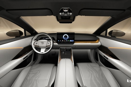 Toyota bước vào cuộc chiến xe điện cao cấp: Quãng đường di chuyển lên tới 710km, công nghệ vượt xe Mỹ