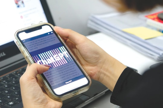 Việt Nam dẫn đầu Đông Nam Á về mức độ ứng dụng AI và niềm tin công nghệ
