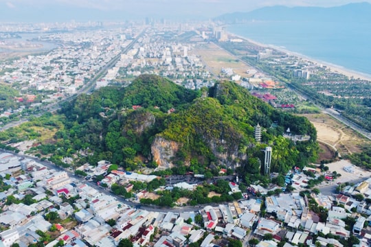 Có cả "núi - sông - biển", vùng đất 40km2 của Đà Nẵng đang cho thấy tương lai của trung tâm du lịch hiện đại, đáng sống bậc nhất sau sáp nhập