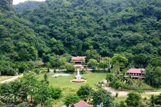 Kỳ quan bị lãng quên đang giúp Thanh Hóa định hình lại bản đồ du lịch tâm linh