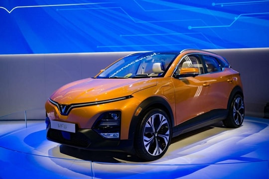 Giá bán VinFast VF6 cuối tháng 11: Liệu đáng mua hơn Honda HR-V, Yaris Cross, Hyundai Creta