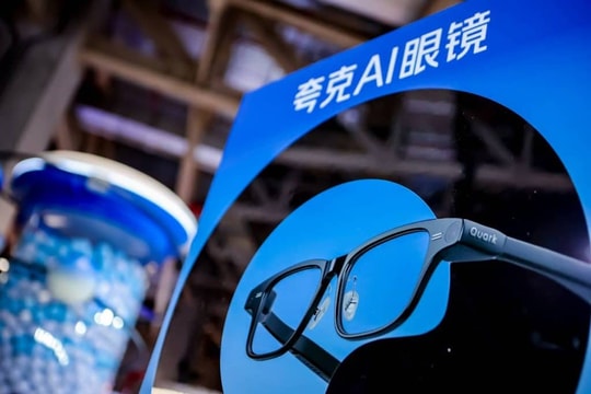 Alibaba trình làng kính AI mới, thách thức Meta trong cuộc đua thiết bị thông minh