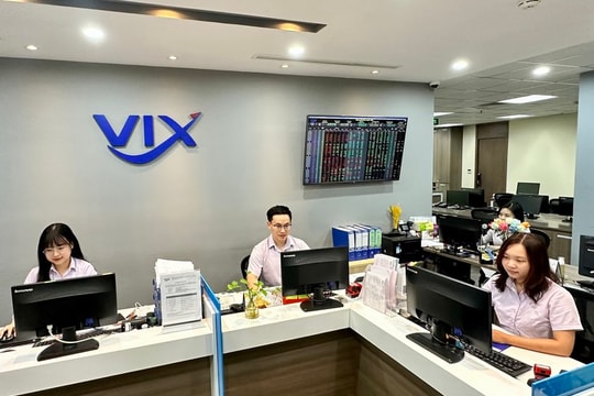 Chủ tịch VIX trấn an cổ đông: Giá giảm do thị trường, không phải do nội tại