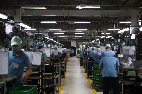 Bộ Tài chính đề xuất hạ mạnh thuế thu nhập cá nhân cho người làm công ăn lương
