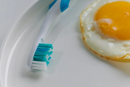 Nha sĩ khuyên: Chỉ cần đổi thói quen nhỏ này, răng miệng khỏe hơn rõ rệt