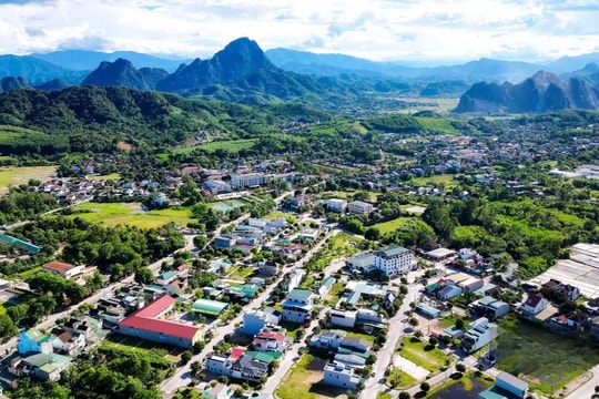 Nằm ven bờ sông Lam, vùng đất "cửa ngõ" rộng 200km2 sẽ được Nghệ An định hình thành điểm giao thương nhộn nhịp phía Tây sau sáp nhập
