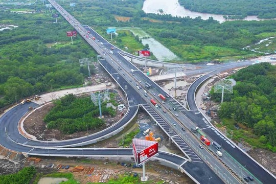 Đúng 15 ngày nữa, Việt Nam bước vào ngày hội hạ tầng với hơn 1 triệu tỷ vốn đầu tư sẵn sàng giải ngân