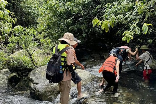 Thái Nguyên có một địa danh nghe tên rất lạ, ẩn chứa vẻ đẹp bí ẩn giữa rừng già