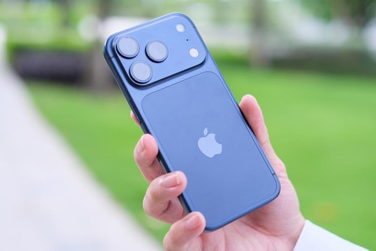 Dòng iPhone 17 Pro bị cắt tính năng chụp đêm ở chế độ chân dung