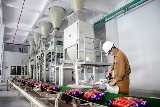 Doanh nghiệp gắn với hệ sinh thái Hóa chất Đức Giang có động thái mới