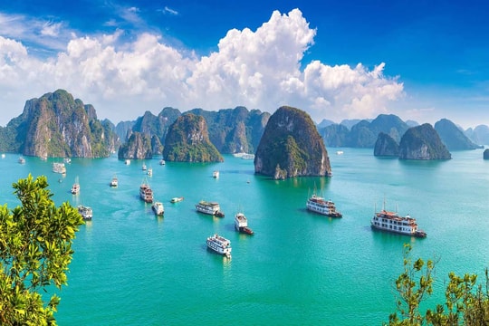 Từ cột mốc 20 triệu khách quốc tế: Du lịch Việt Nam đứng trước cơ hội tái định vị trên bản đồ thế giới