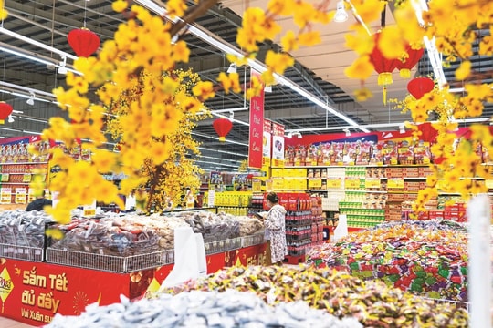 Khẩn trương khắc phục hậu quả thiên tai, phục hồi sản xuất kinh doanh, đẩy mạnh tiêu dùng, phục vụ nhu cầu Tết của Nhân dân