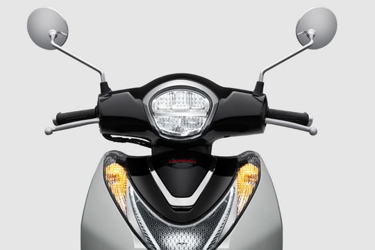 Mẫu xe tay ga "hot" thứ hai nhà Honda "điêu đứng" vì lệnh cấm xe xăng: Giá đã giảm mạnh