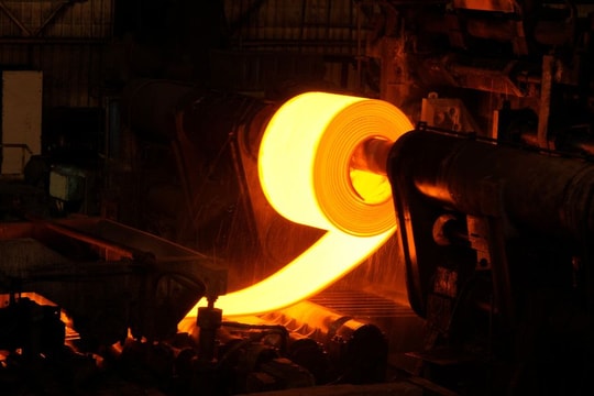 Đối thủ lớn của Hòa Phát rầm rộ tuyển dụng nhân sự, chế độ đãi ngộ khá cao