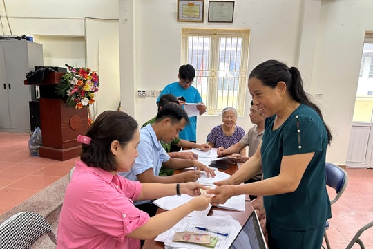 Bộ Tài chính nói gì về đề xuất tặng quà Tết cho toàn dân?