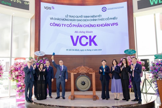 Cổ phiếu VCK chính thức lên HOSE, bất ngờ với diễn biến phiên đầu tiên