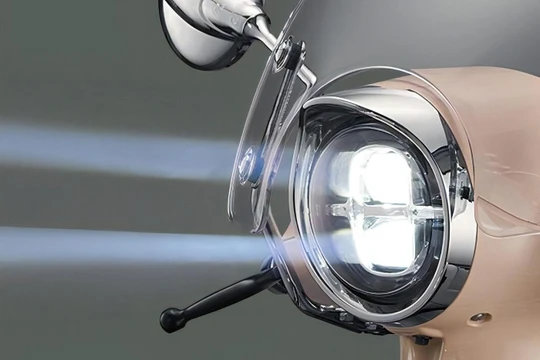 Chiếc xe tay ga đi ngược số đông: Vẻ ngoài mang phong cách Ý, nhưng giữ trọn chất Nhật trong cách vận hành