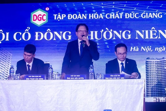 Trước khi cổ phiếu DGC dội "gáo nước lạnh" vào các nhà đầu tư, một cá mập ngoại đã lường trước?