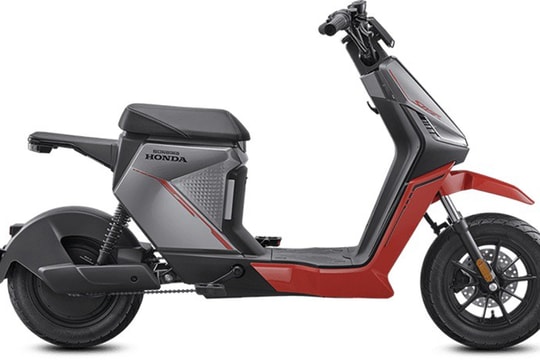 Honda ra mắt xe máy điện tí hon: Nhẹ chỉ hơn 50 kg, di chuyển 80km