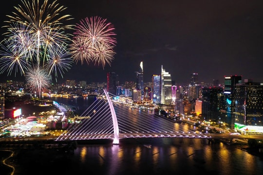 Thành phố Hồ Chí Minh tổ chức 6 điểm bắn pháo hoa đón năm mới 2026