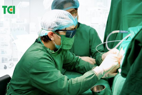Nhẹ nhàng thoát ám ảnh trĩ với Laser Diode tại Thu Cúc TCI