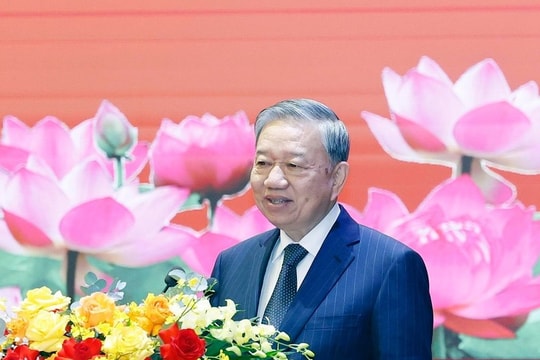 Tổng Bí thư: Đổi mới công tác đào tạo cán bộ theo hướng thiết thực, hiệu quả