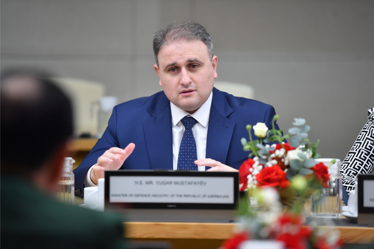 Bộ trưởng Azerbaijan ngạc nhiên trước mô hình hoạt động của Viettel