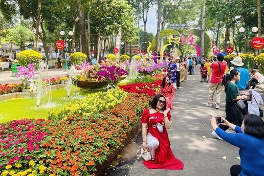 Thủ tướng chỉ đạo tổ chức Tết 2026 vui tươi, lành mạnh, an toàn, tiết kiệm