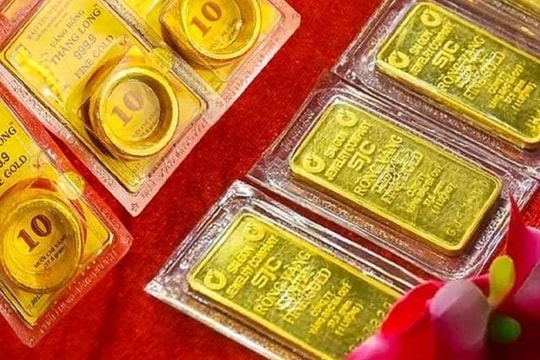 Giá vàng hôm nay 13/1/2026: Tăng dựng đứng, vàng trong nước lên đỉnh cao mới