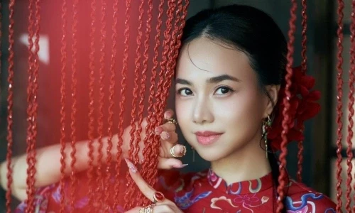 Cuộc sống sau ánh đèn sân khấu của nữ diễn viên 8x nổi tiếng màn ảnh Việt: Giàu có và hạnh phúc