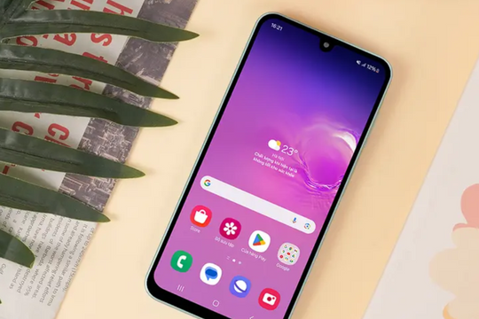 Giá chỉ khoảng 5 triệu, chiếc điện thoại Samsung này có ngoại hình không thua Galaxy S25