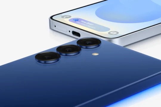 Không phải bản cao cấp nhất, nhưng đây là chiếc Galaxy S khiến tôi dùng thoải mái mỗi ngày