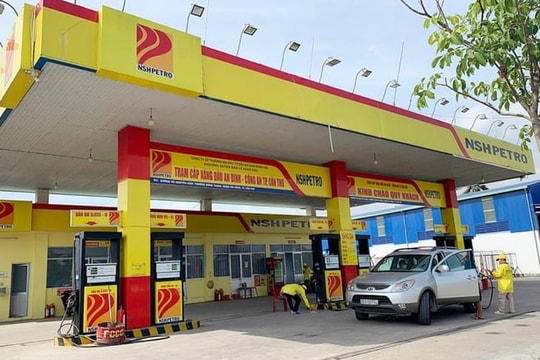 Nợ thuế kéo dài, một đại gia xăng dầu trên sàn chứng khoán đối mặt nguy cơ bị cấm cửa kinh doanh