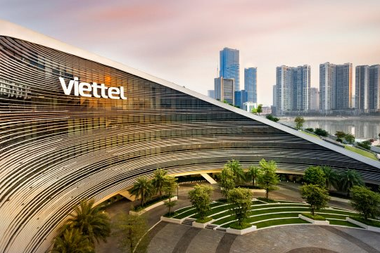 Viettel muốn rót 560 triệu USD vào một thị trường, không chỉ để làm viễn thông