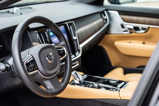 Mẫu xe hybrid cắm điện chạy hơn 64.000km mà pin vẫn hoạt động tốt