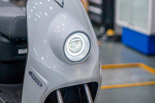 Mẫu xe điện "được lòng" cả phụ huynh lẫn học sinh: Đi tối đa 135 km/lần sạc, giá chỉ 14 triệu đồng