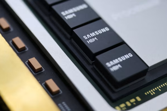 Samsung thu lãi kỷ lục dù chậm chân trong cuộc đua chip AI