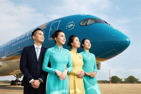 Vietnam Airlines giảm mạnh lợi nhuận quý cuối năm, chuyên gia nói gì về khả năng mất tư cách đại chúng?