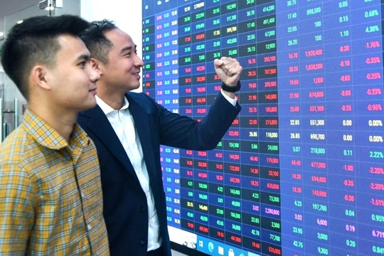 Một doanh nghiệp tài chính báo lãi năm 2025 tăng gần 86.000%, cổ phiếu lập tức có biến
