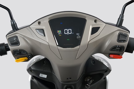 Ra mắt xe điện chỉ nhỉnh 20 triệu: Pin bền, cốp rộng, đi hơn 100km, trang bị lấn át "tiểu SH"