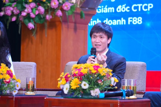 Cổ phiếu có biến sau chia thưởng, Chủ tịch chuỗi cầm đồ lớn nhất cả nước giàu ra sao?
