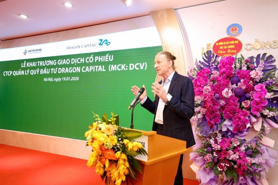 Những ngày đầu lên sàn "như mơ" của cổ phiếu Dragon Capital Việt Nam (DCV)