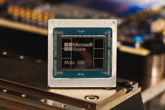 Microsoft thách thức đế chế Nvidia với dòng chip AI thế hệ mới