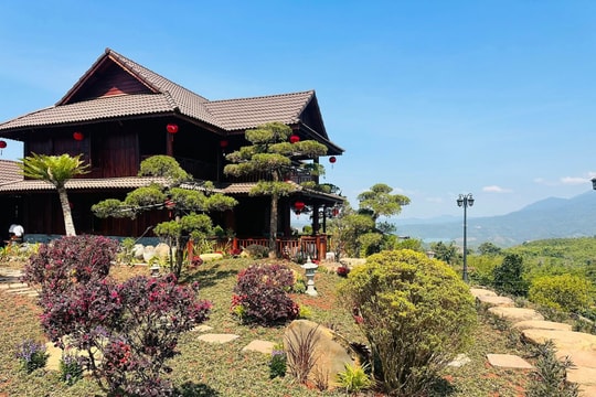 Nam nghệ sĩ Việt xây biệt phủ rộng 10.000m² giữa cao nguyên, đúng chất resort nghỉ dưỡng
