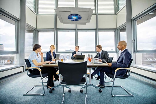 Đối tượng nắm quyền lực cao nhất trong công ty cổ phần
