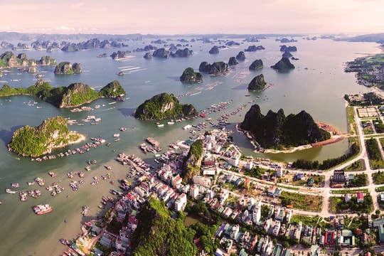 Quảng Ninh định hình trụ cột kinh tế biển với Vân Đồn làm hạt nhân tăng trưởng