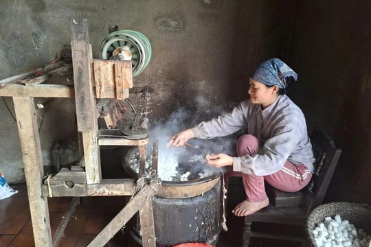 Chờ ngày hoàng kim quay lại, người nông dân Thanh Hóa quyết tâm giữ lửa nghề truyền thống